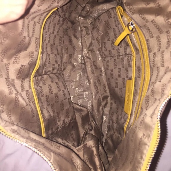 Michael Kors hobo shoulder bag - Picture 3 of 6